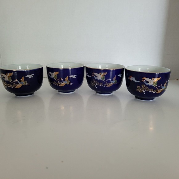 Vintage Japanese Porcelain Cobalt Blue Yunomi Sencha Tea Cups Flying Crane 4pcs - Picture 3 of 11